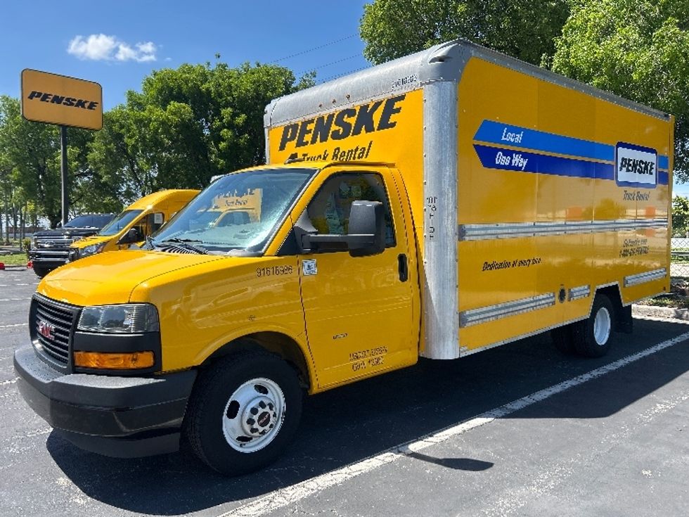 Light Duty Box Truck-Light and Medium Duty Trucks-GMC-2021-Savana G33903-Medley-FL-93,692\n\t\tmiles-$ 27,500 - Image 3