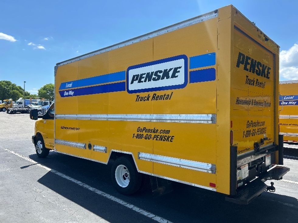 Light Duty Box Truck-Light and Medium Duty Trucks-GMC-2021-Savana G33903-Medley-FL-93,692\n\t\tmiles-$ 27,500 - Image 6