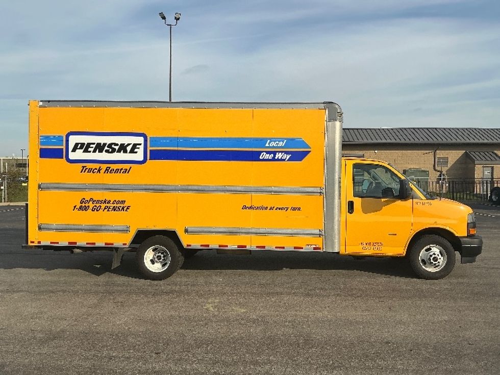 Light Duty Box Truck-Light and Medium Duty Trucks-GMC-2021-Savana G33903-Melrose Park-IL-93,042\n\t\tmiles-$ 27,000 - Image 15