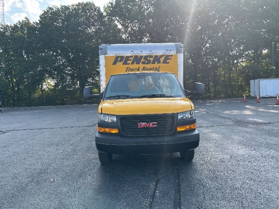 Light Duty Box Truck-Light and Medium Duty Trucks-GMC-2021-Savana G33903-Memphis-TN-101,891\n\t\tmiles-$ 25,500 - Image 2