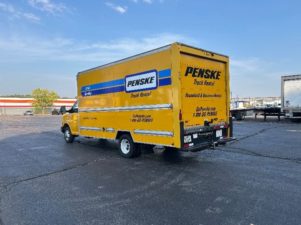 Light Duty Box Truck-Light and Medium Duty Trucks-GMC-2021-Savana G33903-Memphis-TN-101,891\n\t\tmiles-$ 25,500 - Image 5