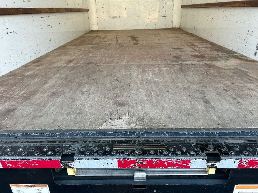 Light Duty Box Truck-Light and Medium Duty Trucks-GMC-2021-Savana G33903-Memphis-TN-105,980\n\t\tmiles-$ 28,500 - Image 10