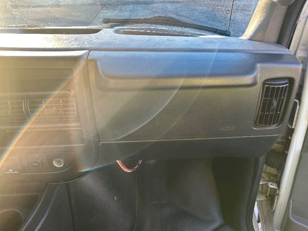 Light Duty Box Truck-Light and Medium Duty Trucks-GMC-2021-Savana G33903-Memphis-TN-105,980\n\t\tmiles-$ 28,500 - Image 21