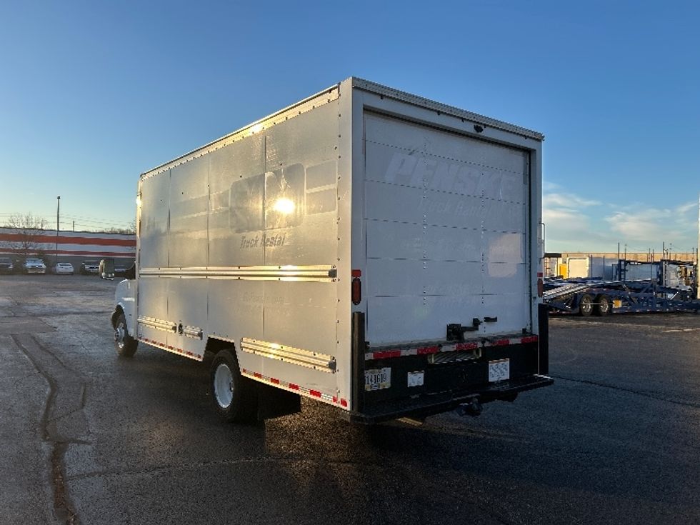 Light Duty Box Truck-Light and Medium Duty Trucks-GMC-2021-Savana G33903-Memphis-TN-105,980\n\t\tmiles-$ 28,500 - Image 6