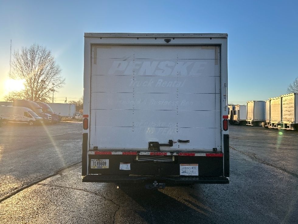 Light Duty Box Truck-Light and Medium Duty Trucks-GMC-2021-Savana G33903-Memphis-TN-105,980\n\t\tmiles-$ 28,500 - Image 7