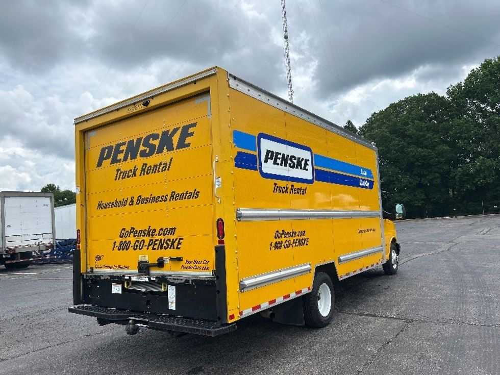 Light Duty Box Truck-Light and Medium Duty Trucks-GMC-2021-Savana G33903-Memphis-TN-114,693\n\t\tmiles-$ 26,750 - Image 10