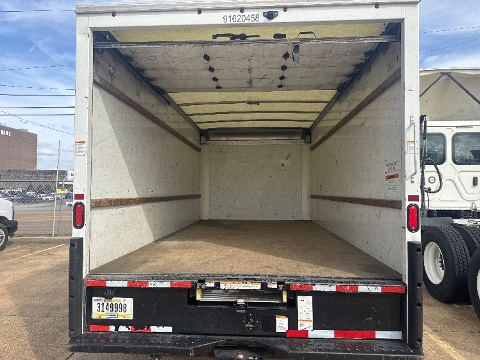 Light Duty Box Truck-Light and Medium Duty Trucks-GMC-2021-Savana G33903-Memphis-TN-120,237\n\t\tmiles-$ 26,750 - Image 9