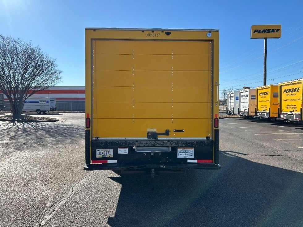 Light Duty Box Truck-Light and Medium Duty Trucks-GMC-2021-Savana G33903-Memphis-TN-70,637\n\t\tmiles-$ 29,500 - Image 7