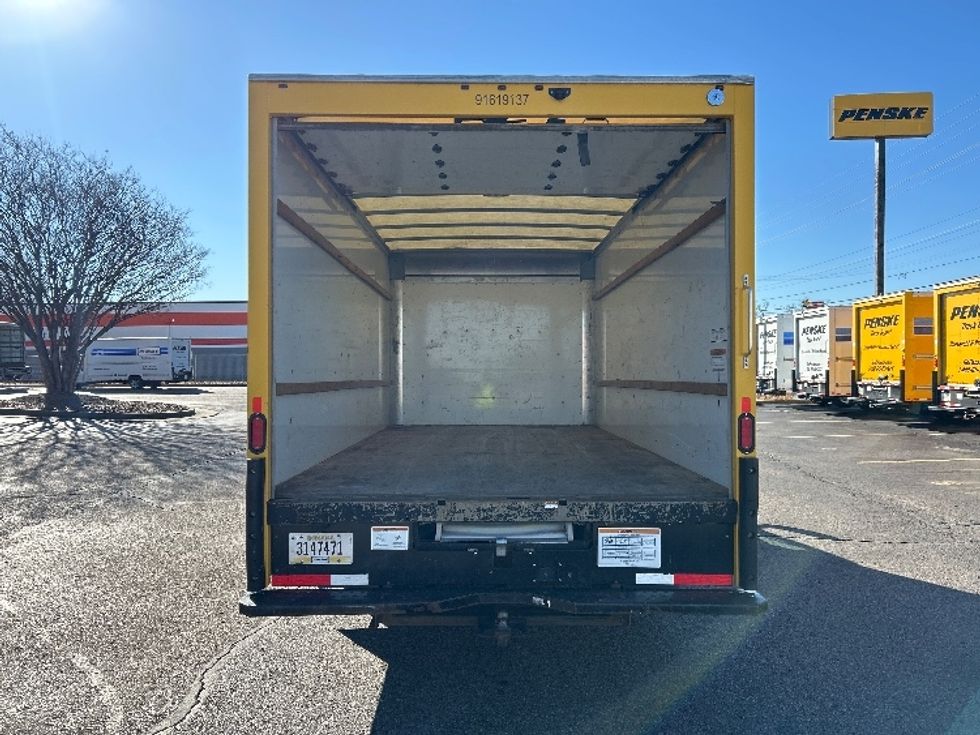 Light Duty Box Truck-Light and Medium Duty Trucks-GMC-2021-Savana G33903-Memphis-TN-70,637\n\t\tmiles-$ 29,500 - Image 8