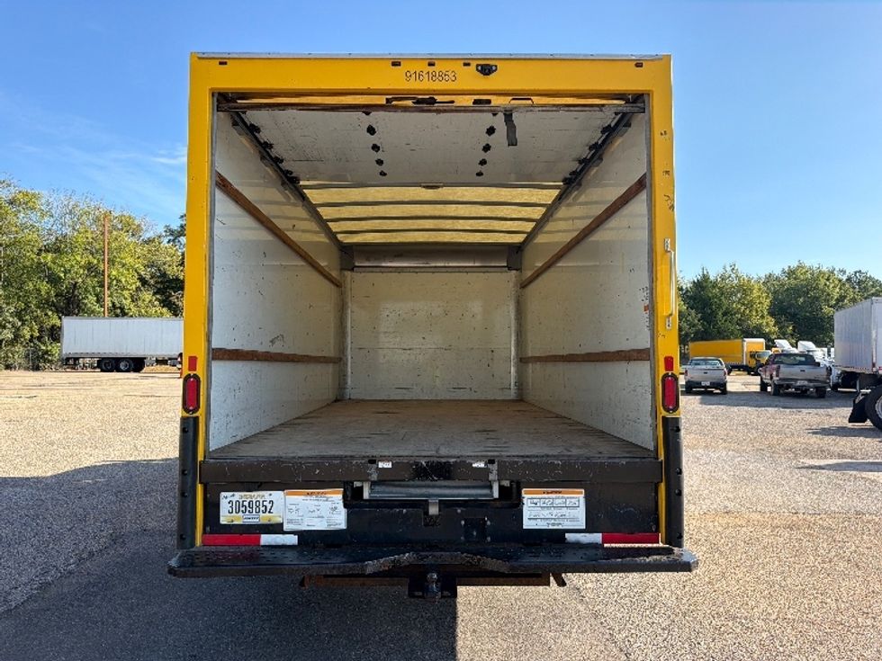 Light Duty Box Truck-Light and Medium Duty Trucks-GMC-2021-Savana G33903-Memphis-TN-88,967\n\t\tmiles-$ 27,250 - Image 8