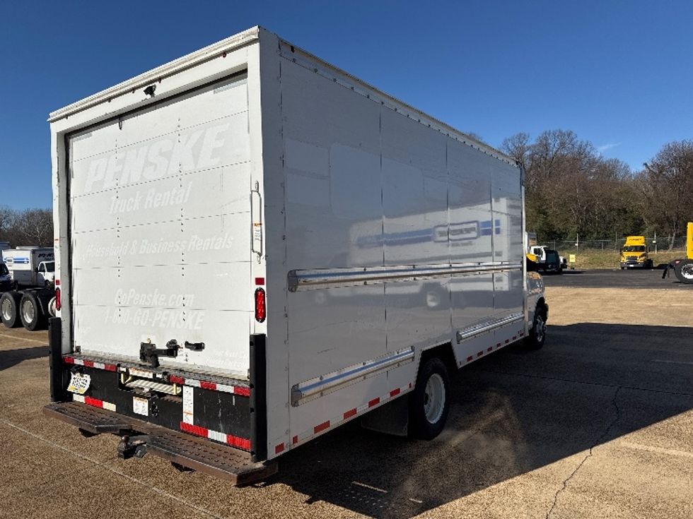 Light Duty Box Truck-Light and Medium Duty Trucks-GMC-2021-Savana G33903-Memphis-TN-91,107\n\t\tmiles-$ 30,000 - Image 13