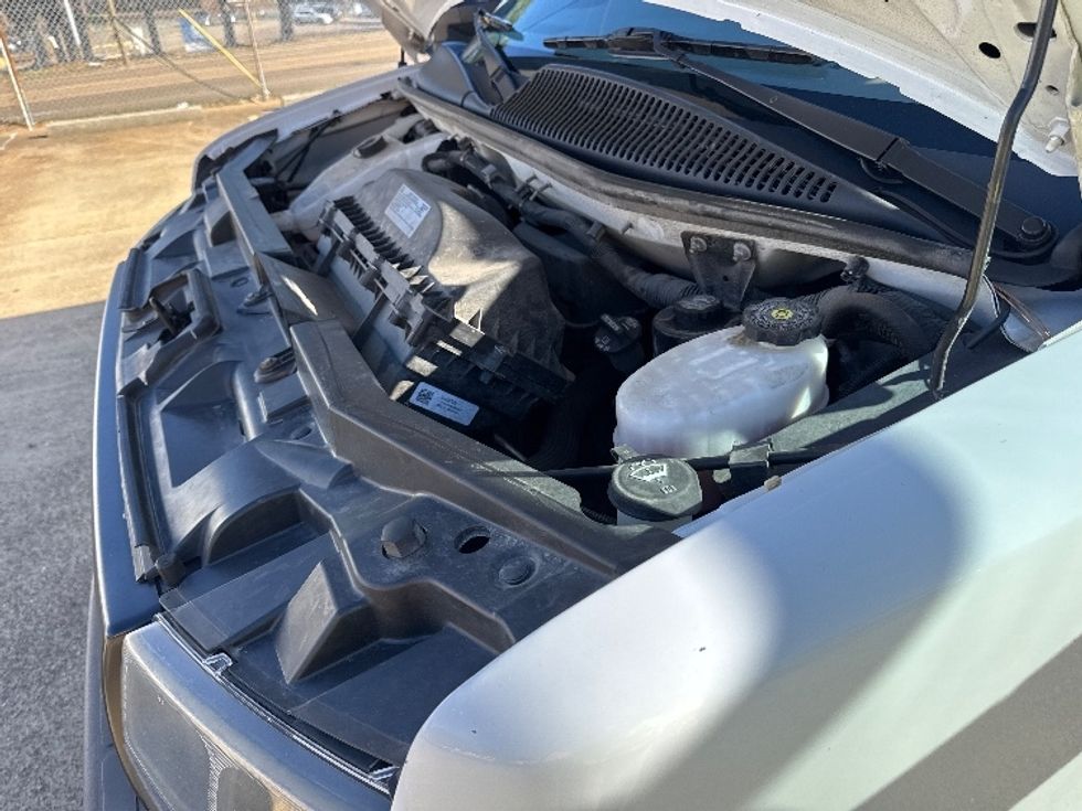 Light Duty Box Truck-Light and Medium Duty Trucks-GMC-2021-Savana G33903-Memphis-TN-91,107\n\t\tmiles-$ 30,000 - Image 24