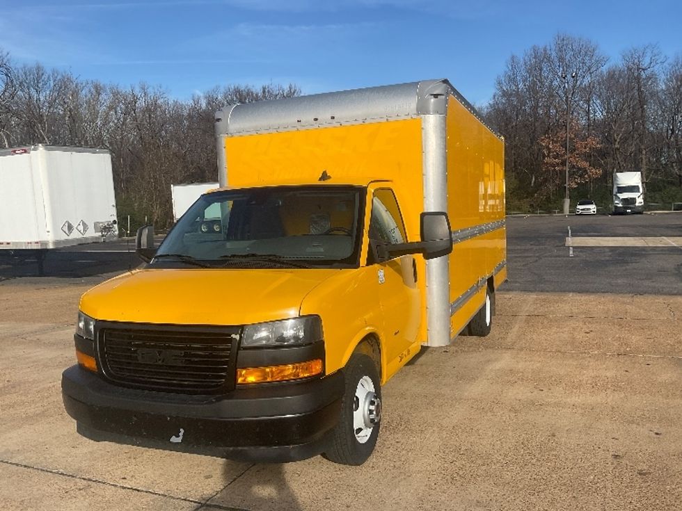 Light Duty Box Truck-Light and Medium Duty Trucks-GMC-2021-Savana G33903-Memphis-TN-95,194\n\t\tmiles-$ 26,750 - Image 3