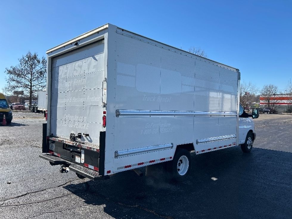 Light Duty Box Truck-Light and Medium Duty Trucks-GMC-2021-Savana G33903-Memphis-TN-97,359\n\t\tmiles-$ 29,500 - Image 13