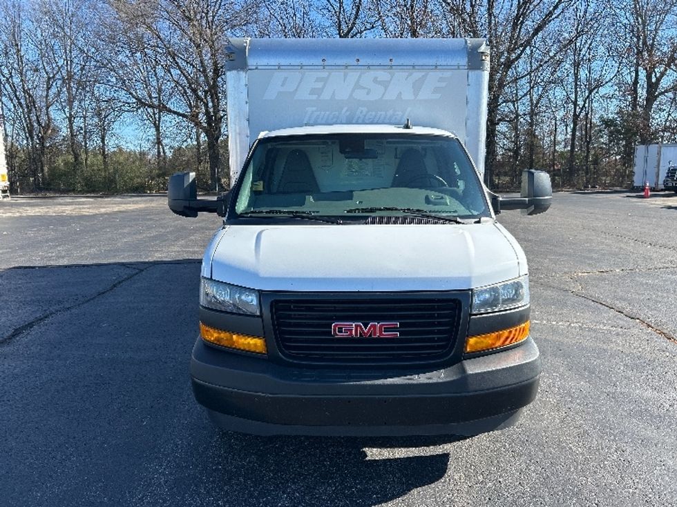 Light Duty Box Truck-Light and Medium Duty Trucks-GMC-2021-Savana G33903-Memphis-TN-97,359\n\t\tmiles-$ 29,500 - Image 2