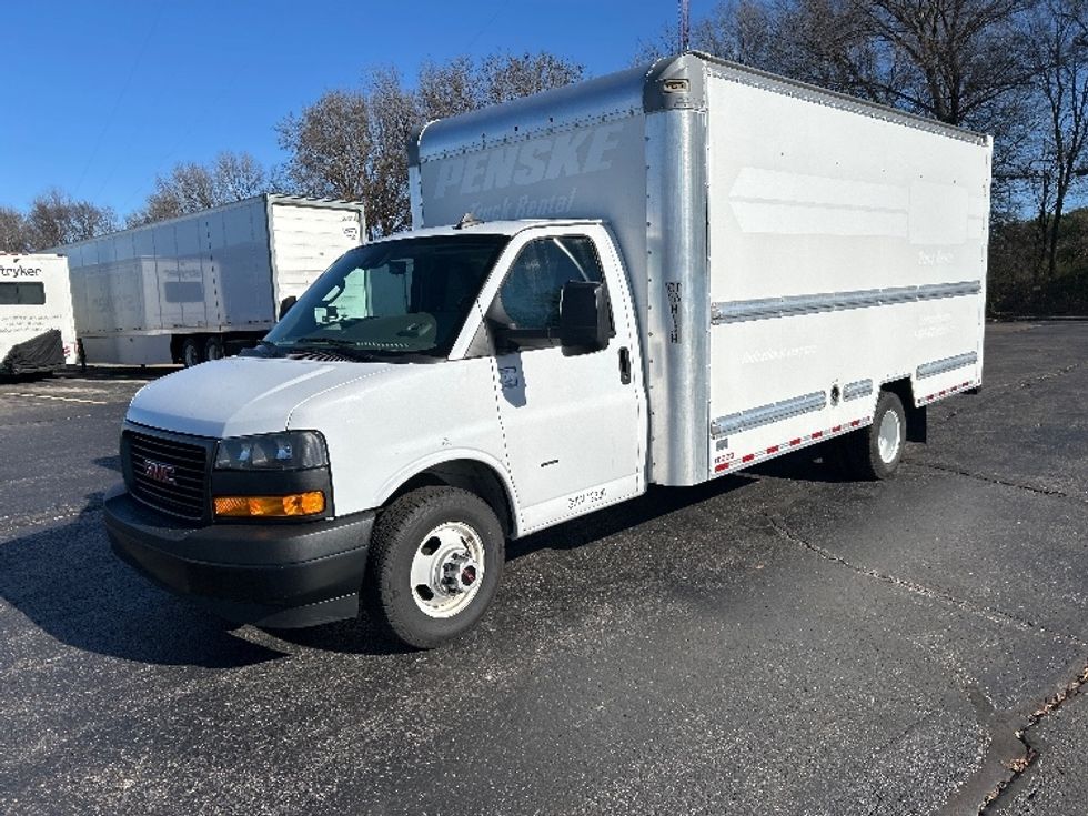 Light Duty Box Truck-Light and Medium Duty Trucks-GMC-2021-Savana G33903-Memphis-TN-97,359\n\t\tmiles-$ 29,500 - Image 3