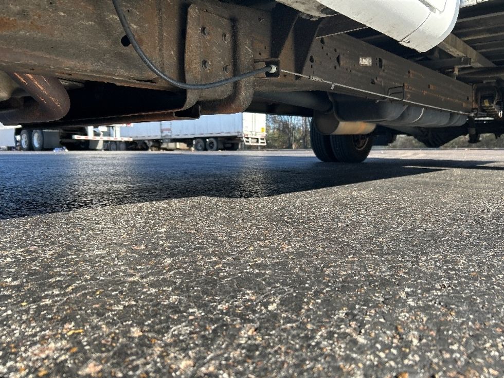 Light Duty Box Truck-Light and Medium Duty Trucks-GMC-2021-Savana G33903-Memphis-TN-97,359\n\t\tmiles-$ 29,500 - Image 5