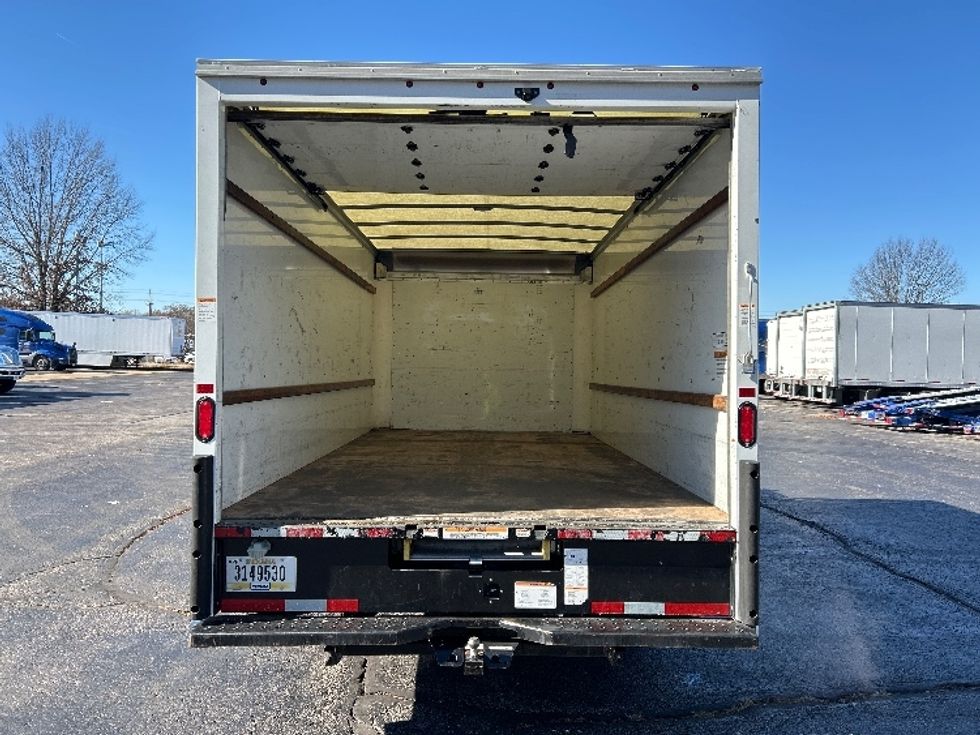 Light Duty Box Truck-Light and Medium Duty Trucks-GMC-2021-Savana G33903-Memphis-TN-97,359\n\t\tmiles-$ 29,500 - Image 8