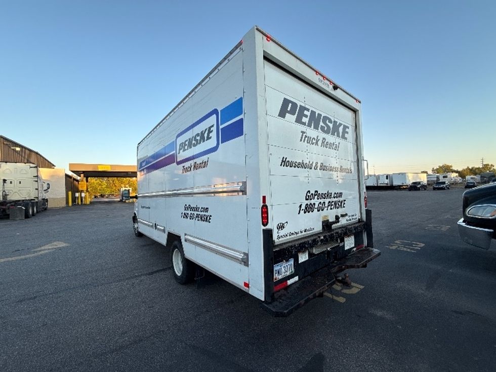 Light Duty Box Truck-Light and Medium Duty Trucks-GMC-2021-Savana G33903-Middlefield-OH-100,192\n\t\tmiles-$ 29,000 - Image 6