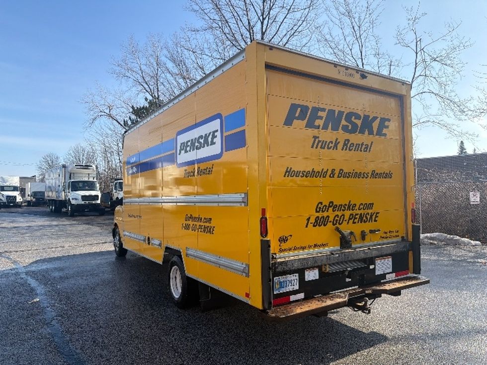 Light Duty Box Truck-Light and Medium Duty Trucks-GMC-2021-Savana G33903-Middlefield-OH-101,965\n\t\tmiles-$ 26,000 - Image 5