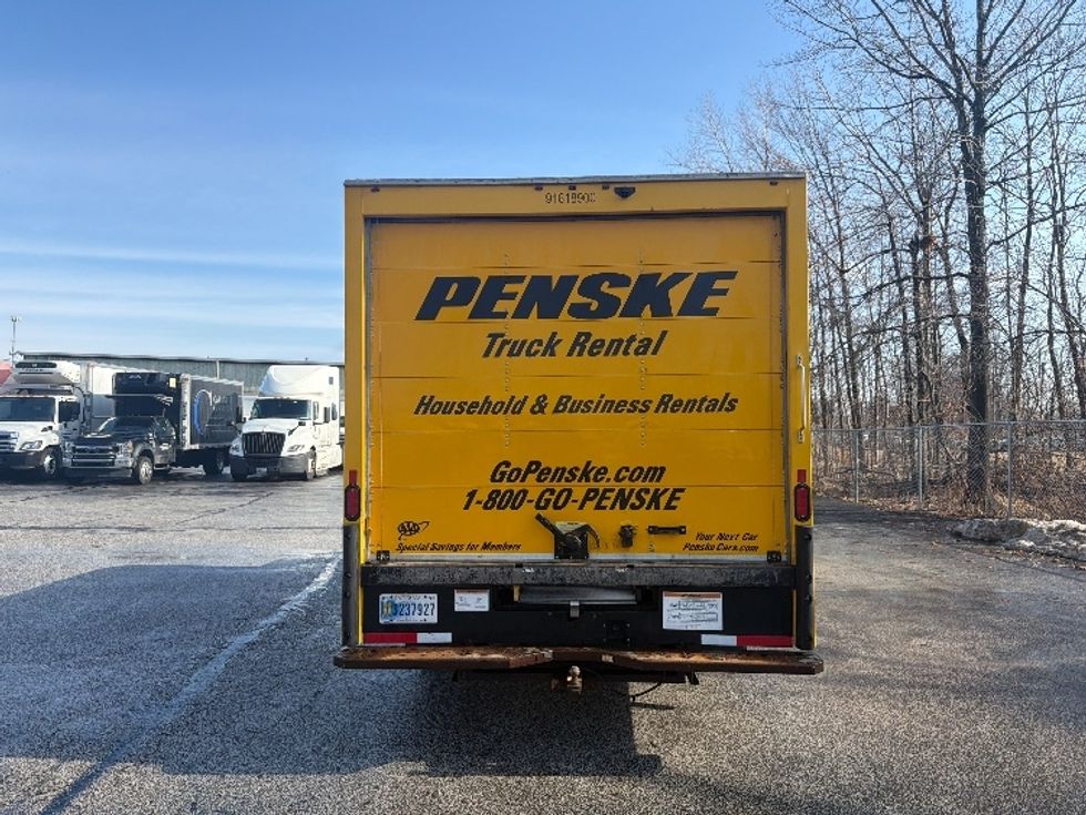 Light Duty Box Truck-Light and Medium Duty Trucks-GMC-2021-Savana G33903-Middlefield-OH-101,965\n\t\tmiles-$ 26,000 - Image 6
