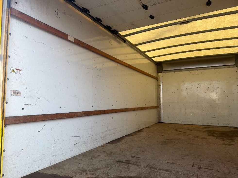 Light Duty Box Truck-Light and Medium Duty Trucks-GMC-2021-Savana G33903-Middlefield-OH-101,965\n\t\tmiles-$ 26,000 - Image 9