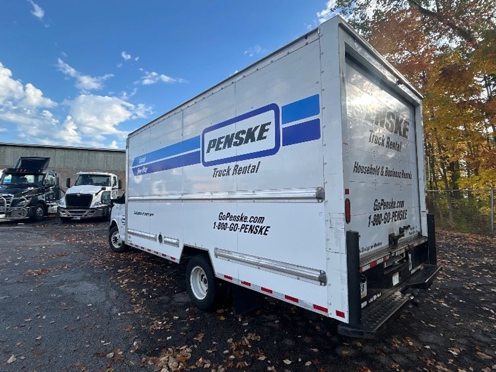 Light Duty Box Truck-Light and Medium Duty Trucks-GMC-2021-Savana G33903-Middlefield-OH-102,203\n\t\tmiles-$ 27,500 - Image 5