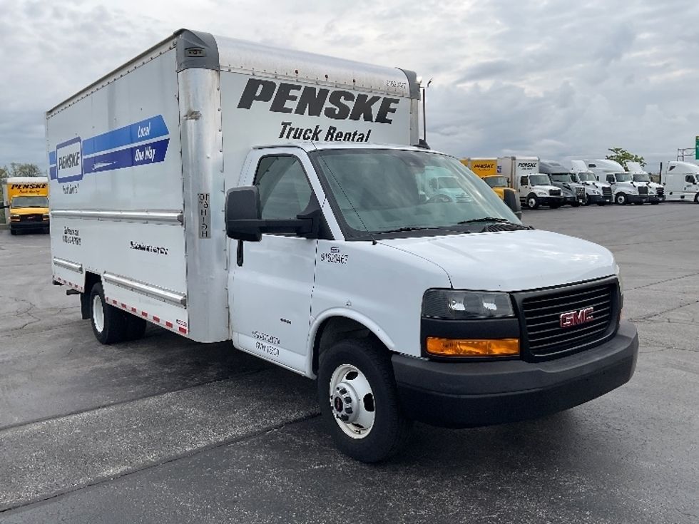 Light Duty Box Truck-Light and Medium Duty Trucks-GMC-2021-Savana G33903-Middlefield-OH-102,821\n\t\tmiles-$ 28,750 - Image 1