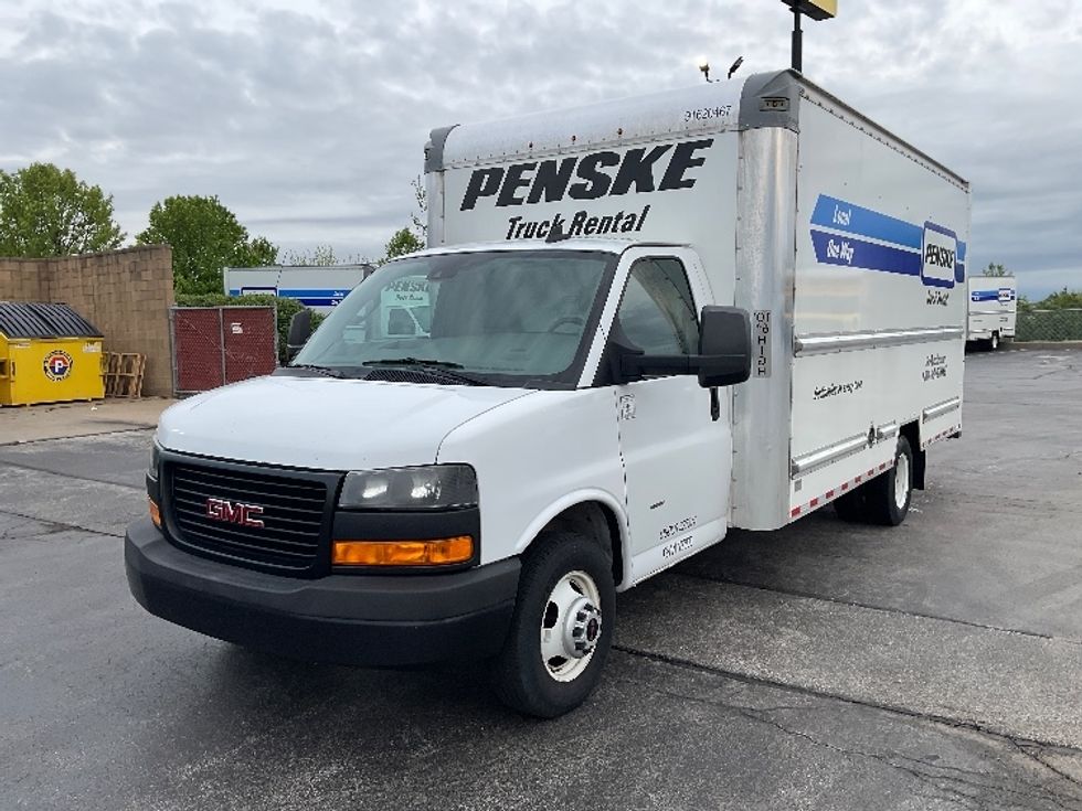 Light Duty Box Truck-Light and Medium Duty Trucks-GMC-2021-Savana G33903-Middlefield-OH-102,821\n\t\tmiles-$ 28,750 - Image 3