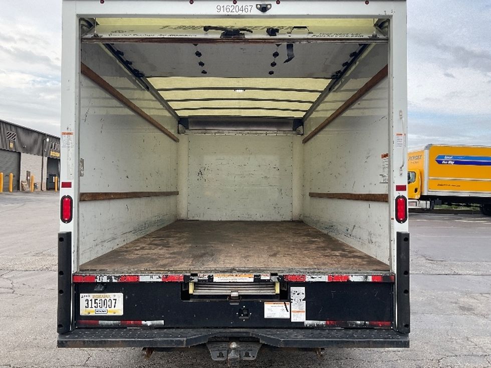 Light Duty Box Truck-Light and Medium Duty Trucks-GMC-2021-Savana G33903-Middlefield-OH-102,821\n\t\tmiles-$ 28,750 - Image 8