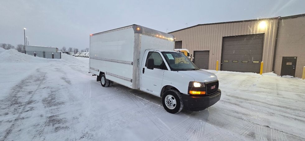 Light Duty Box Truck-Light and Medium Duty Trucks-GMC-2021-Savana G33903-Middlefield-OH-104,200\n\t\tmiles-$ 29,500 - Image 1