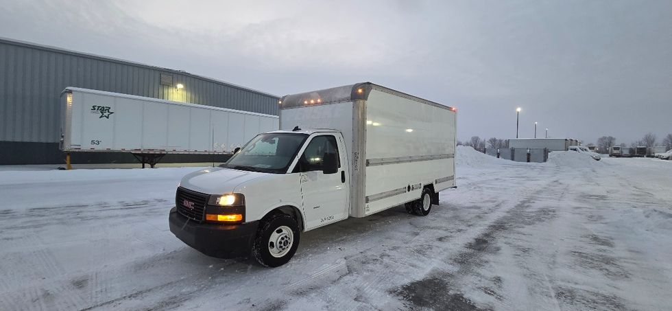Light Duty Box Truck-Light and Medium Duty Trucks-GMC-2021-Savana G33903-Middlefield-OH-104,200\n\t\tmiles-$ 29,500 - Image 3