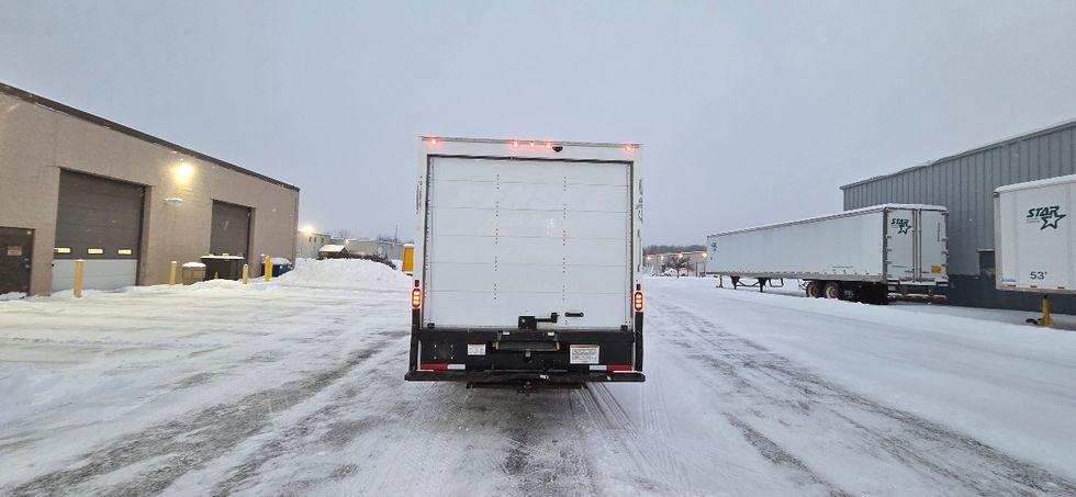 Light Duty Box Truck-Light and Medium Duty Trucks-GMC-2021-Savana G33903-Middlefield-OH-104,200\n\t\tmiles-$ 29,500 - Image 7