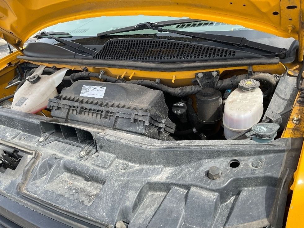 Light Duty Box Truck-Light and Medium Duty Trucks-GMC-2021-Savana G33903-Middlefield-OH-104,585\n\t\tmiles-$ 25,750 - Image 24