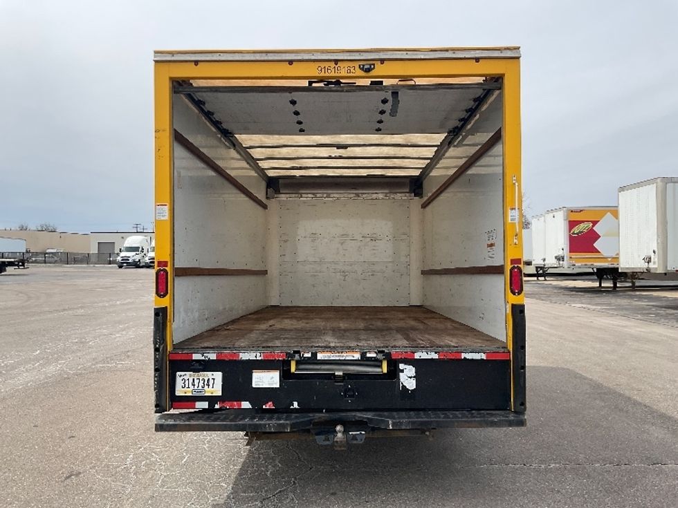 Light Duty Box Truck-Light and Medium Duty Trucks-GMC-2021-Savana G33903-Middlefield-OH-104,585\n\t\tmiles-$ 25,750 - Image 8