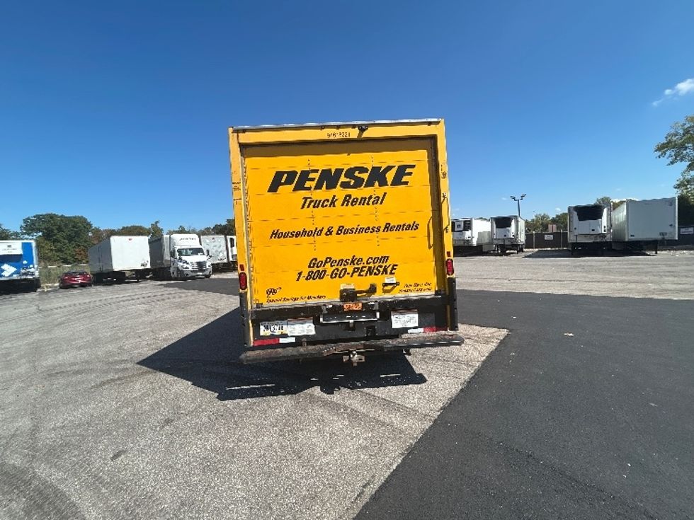 Light Duty Box Truck-Light and Medium Duty Trucks-GMC-2021-Savana G33903-Middlefield-OH-109,317\n\t\tmiles-$ 25,250 - Image 7