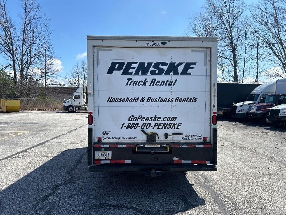 Light Duty Box Truck-Light and Medium Duty Trucks-GMC-2021-Savana G33903-Middlefield-OH-110,303\n\t\tmiles-$ 27,500 - Image 6