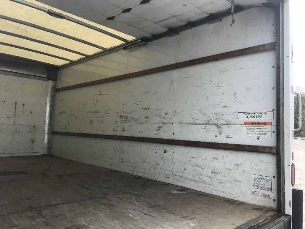 Light Duty Box Truck-Light and Medium Duty Trucks-GMC-2021-Savana G33903-Middlefield-OH-110,508\n\t\tmiles-$ 26,000 - Image 12