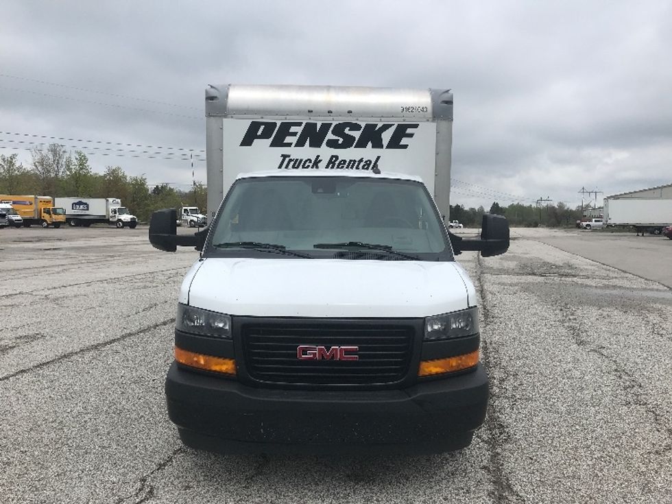 Light Duty Box Truck-Light and Medium Duty Trucks-GMC-2021-Savana G33903-Middlefield-OH-110,508\n\t\tmiles-$ 26,000 - Image 2