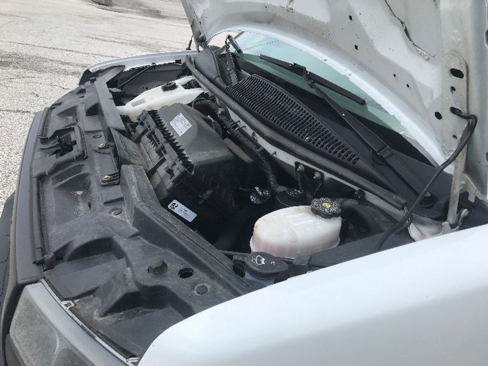 Light Duty Box Truck-Light and Medium Duty Trucks-GMC-2021-Savana G33903-Middlefield-OH-110,508\n\t\tmiles-$ 26,000 - Image 23