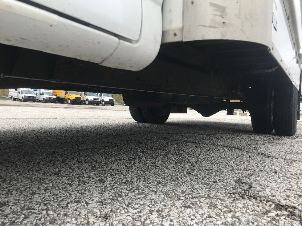 Light Duty Box Truck-Light and Medium Duty Trucks-GMC-2021-Savana G33903-Middlefield-OH-110,508\n\t\tmiles-$ 26,000 - Image 5