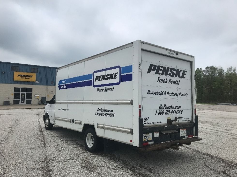 Light Duty Box Truck-Light and Medium Duty Trucks-GMC-2021-Savana G33903-Middlefield-OH-110,508\n\t\tmiles-$ 26,000 - Image 6