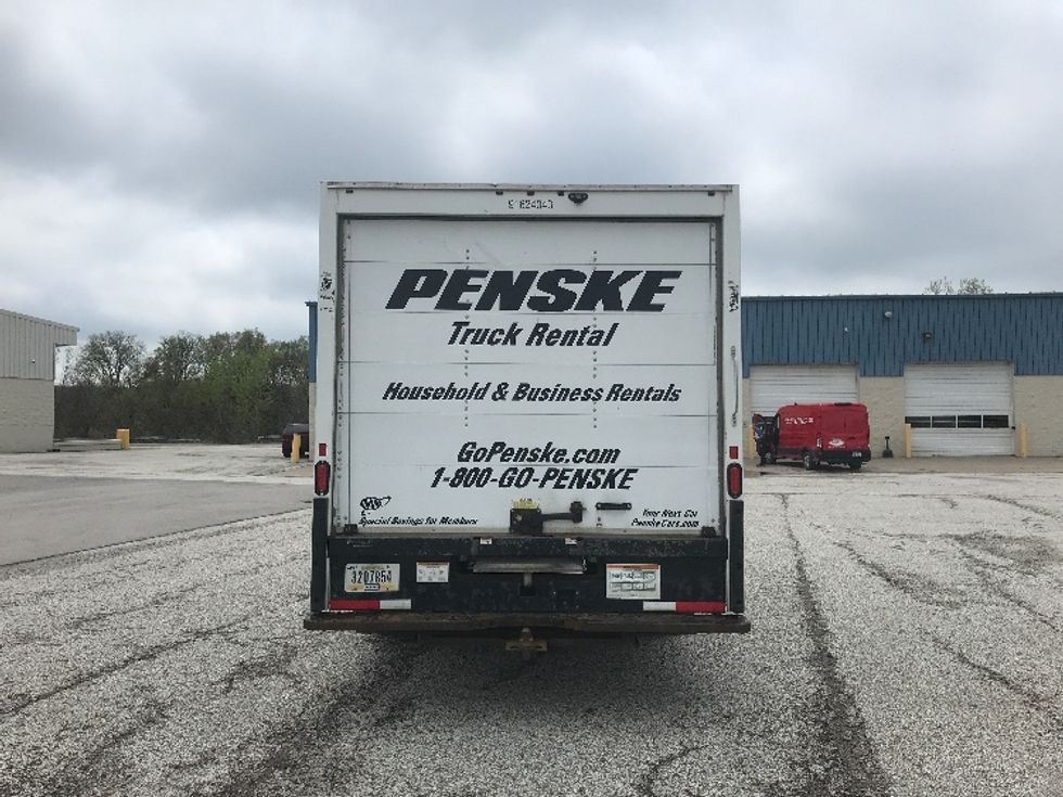 Light Duty Box Truck-Light and Medium Duty Trucks-GMC-2021-Savana G33903-Middlefield-OH-110,508\n\t\tmiles-$ 26,000 - Image 7