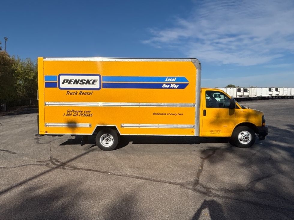 Light Duty Box Truck-Light and Medium Duty Trucks-GMC-2021-Savana G33903-Middlefield-OH-84,003\n\t\tmiles-$ 26,500 - Image 14