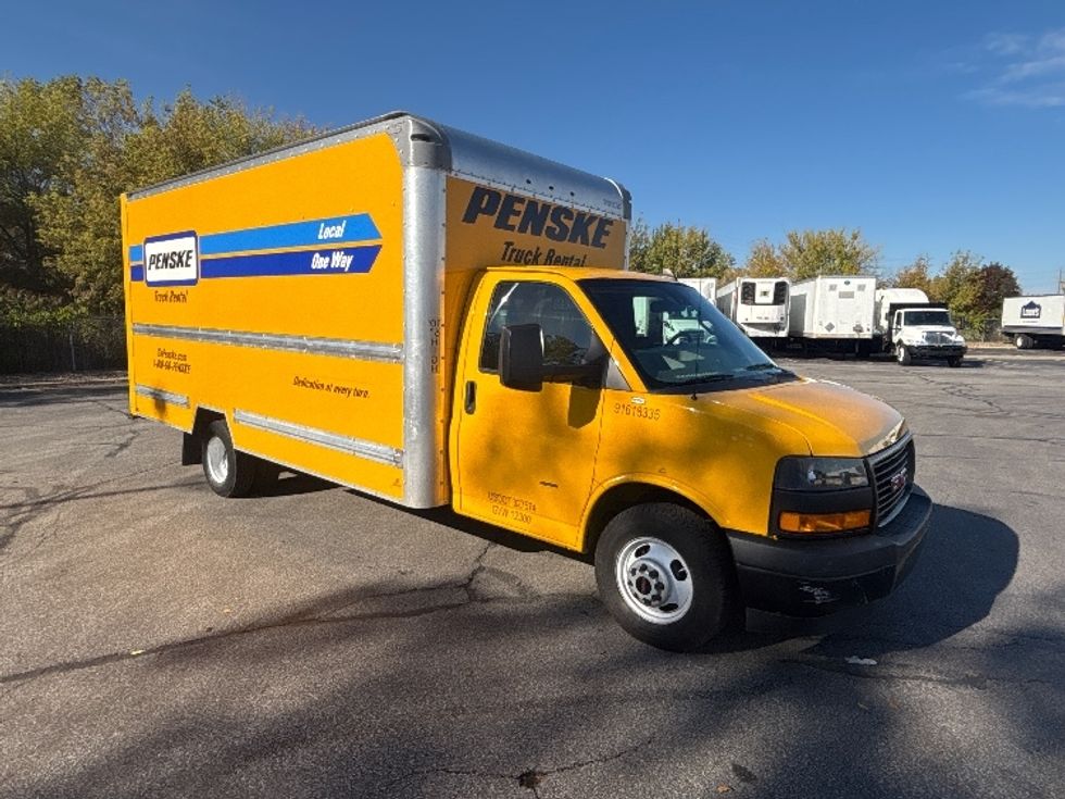 Light Duty Box Truck-Light and Medium Duty Trucks-GMC-2021-Savana G33903-Middlefield-OH-84,003\n\t\tmiles-$ 26,500 - Image 3