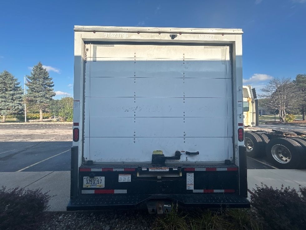 Light Duty Box Truck-Light and Medium Duty Trucks-GMC-2021-Savana G33903-Middlefield-OH-86,057\n\t\tmiles-$ 30,750 - Image 7