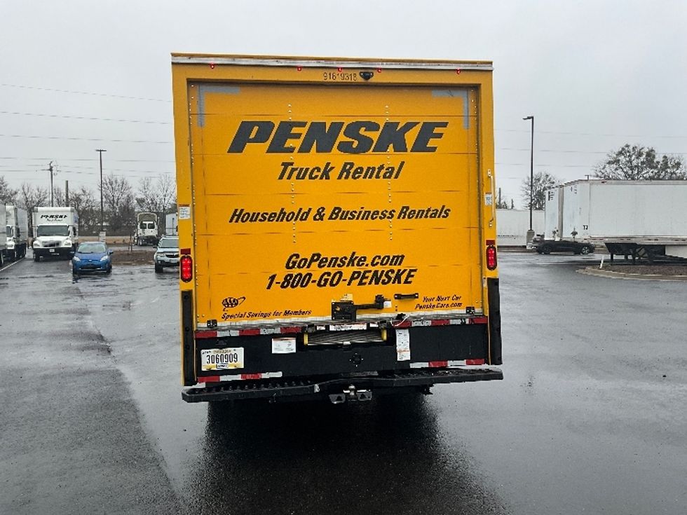 Light Duty Box Truck-Light and Medium Duty Trucks-GMC-2021-Savana G33903-Middlefield-OH-90,023\n\t\tmiles-$ 27,250 - Image 7