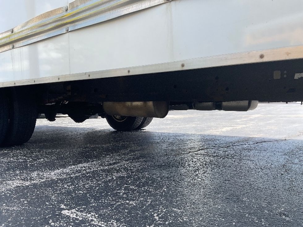 Light Duty Box Truck-Light and Medium Duty Trucks-GMC-2021-Savana G33903-Middlefield-OH-94,916\n\t\tmiles-$ 25,750 - Image 13