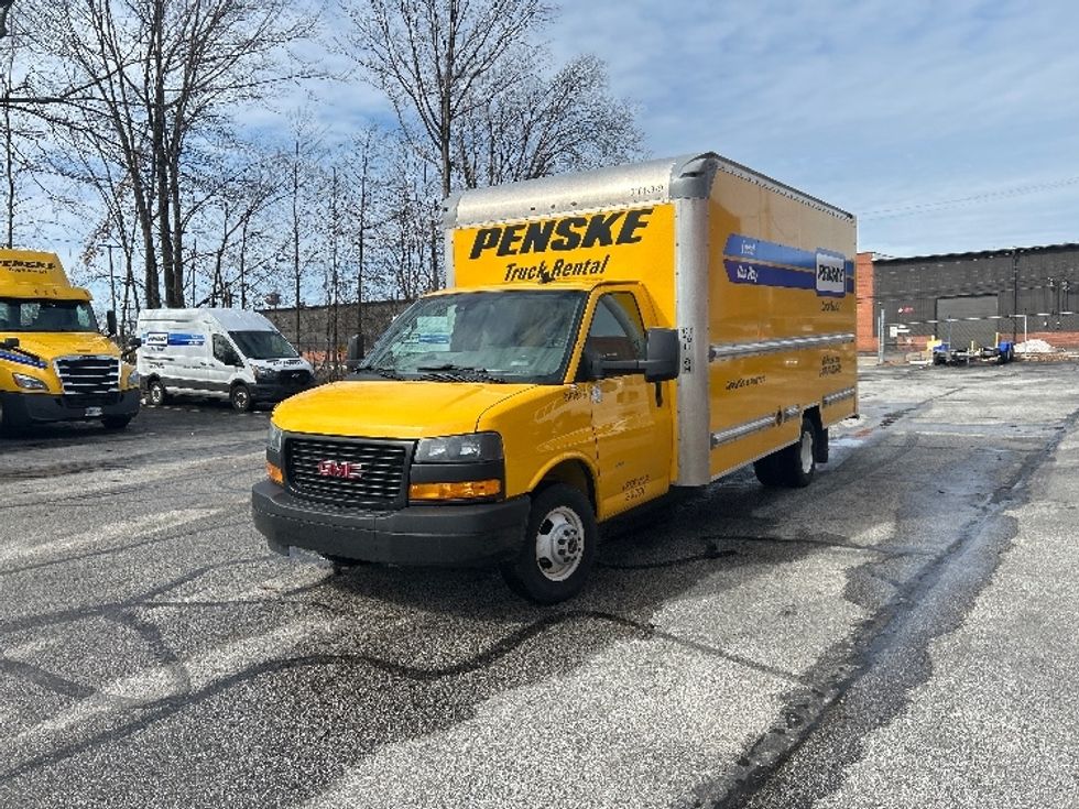 2021 Gmc Savana 3500 Cutaway photo 3