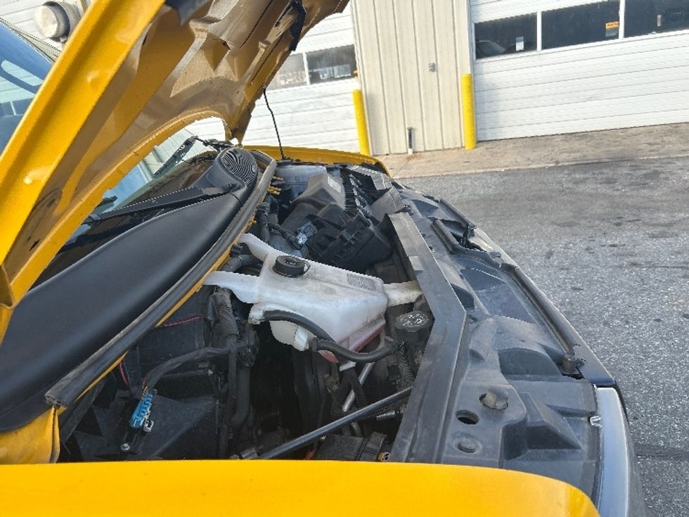 Light Duty Box Truck-Light and Medium Duty Trucks-GMC-2021-Savana G33903-Milford-DE-93,669\n\t\tmiles-$ 26,500 - Image 23